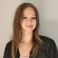 Anna Janicki's Instagram, Twitter & Facebook