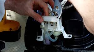 Bissell Proheat 2x Troubleshooting Brushes Not Spinning Bissell Proheat 2x 9400 Will Not Spray Water How To Fix Youtube