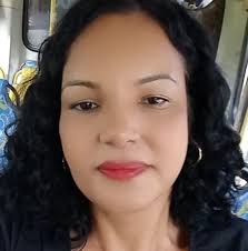 A irmã da influenciadora de etiqueta Fernanda Britto Protocolo, dona  Martha, que está à frente da internação dela, atendeu um telefone da  reportagem do portal LeoDias, mas rechaçou ao saber quem era,