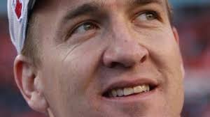 Bob Corker says Peyton Manning would be great in 'public office'