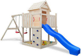 Es garantiert einen hohen sicherheitsstandard, regt die fantasie ihrer kinder an und bringt eine welt der magie in ihren garten. Kinder Spielhaus Kunstoff Oder Aus Holz Im Garten Selber Bauen