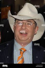 Barry Fenn's Instagram, Twitter & Facebook