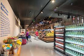Aldi To Launch Upmarket Stores With Known Brands And In Store Bakeries Supermarket Design Supermarket Aldi