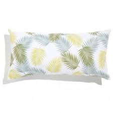 Coussin Et Tapis De Jardin Avec Images Coussin Rectangulaire Coussin