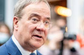 With just over three weeks to the election, the cdu's candidate to replace chancellor angela merkel has presented his policy team. Vor Der Bundestagswahl Laschet Will Im Wahlkampf Mehr Auf Team Setzen Politik Stuttgarter Zeitung