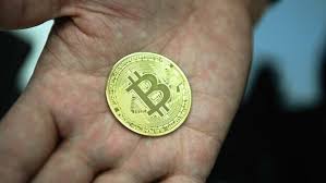 Convert bitcoin (btc) to us dollar (usd). Bitcoin Steigt Erstmals Uber 28 000 Dollar