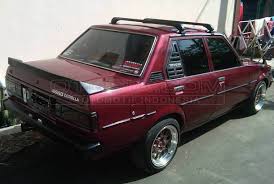 Pada peristiwa saat ini saya bakal menghidangkan gambar modifikasi sedan corolla dx yang keren pada beberapa pembaca setia seluruhnya. Jual Mobil Toyota Corolla Dx Bensin 1981 Bandung Otosia Com