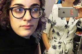 Alicia Barron (aliciabarron)