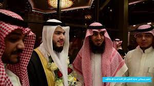 قال الشيخ الدكتور بندر بن عبدالعزيز بليلة، إمام وخطيب المسجد الحرام ، إنه ينبغي الاعتصام بحبل الدعاء عند نزول البلاء، والتزود من الصالحات قبل فوات الآوان، وكونوا في بيوتكم حين تدهمكم الضراء وتفجأكم البأساء. Ø¹Ø±Ø³ Ø§Ù„Ø´Ø§Ø¨ Ø¹Ø¨Ø¯Ø§Ù„Ø¹Ø²ÙŠØ² Ø¨Ù† Ø§Ù„Ø´ÙŠØ® Ø¨Ù†Ø¯Ø± ÙÙŠ Ù‚Ø§Ø¹Ø© Ø§Ù„Ø¯Ø±Ø© Ù„Ù„Ø§Ø­ØªÙØ§Ù„Ø§Øª Ø¬Ø²Ø¡1 Youtube