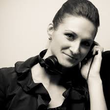 Stream Julia Motruk music