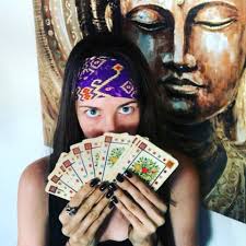 Crystal Moon Tarot & Hypnotherapy