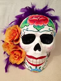 Con Vendas De Yeso Decorada A Mano Imagenes De Mascaras Calaveras Dia De Muertos Imagenes De Calaveras Mexicanas
