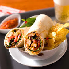 Wraps Au Poulet Recettes Recette Recette Wrap Recette De Plat Recette