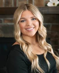 Sierra Farley's Instagram, Twitter & Facebook