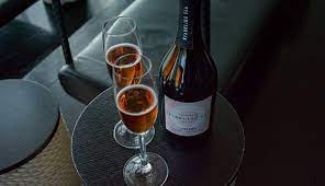 Sparkling Tea Lyserod The New Alcohol Free Alternative