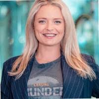 Alexa Cunningham's Instagram, Twitter & Facebook