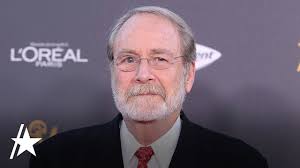 Martin Mull Dead At 80: Dan Levy & More Stars React