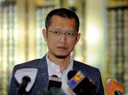 'assalammualaik' atau 'ya assalammualaik' merupakan salah satu lagu yang dibawakan oleh tokoh habib asal surakarta, syech bin abdul qodir assegaf. Anwar Syahrin Is New Malakoff Md