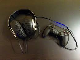 Select playing audio from the right pane and click run the troubleshooter. Kopfhorer Am Playstation 4 Controller Anschliessen Und Spiele Sound Horen Tutonaut De
