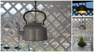 Norgesglass lampen kan brukes på flere måter enn én, man kan naturligvis henge den opp som en dekorativ pendellampe, gjerne som en vindulampe som skaper et dekorativt lys uten å blokkere for mye av utsikten. Norgesglass Lampe Lage Selv