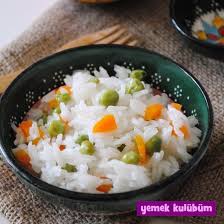 Bezelyeli Pirinc Pilavi Nasil Yapilir Resimli Bezelyeli Pirinc Pilavi Yapimi Yapilisi Bezelyeli Pirinc Pilavi Tarifi En Guzel P Yemek Yemek Tarifleri Pirinc