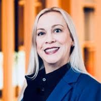 Vicki Vollmer's Instagram, Twitter & Facebook