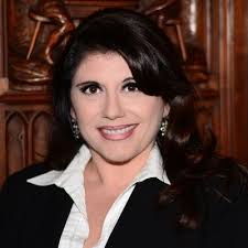 Isabelle Chauffeton (@Isa_Chauffeton)