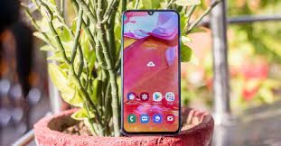 Samsung galaxy a5 vs asus zenfone 5 mobile comparison. Samsung Galaxy A70 Review With Pros And Cons Smartprix