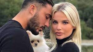 Fou amoureux, vivian lui fait une belle déclaration ! Eva Ducci La Villa Des Coeurs Brises Vivian La Filme Aux Toilettes Et C Est Embarrassant Oh La La