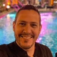 40+ perfiles de «Luis Bencomo»