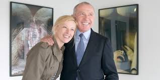 François pinault is honorary chairman of luxury group kering, which owns fashion brands saint laurent, alexander mcqueen and gucci. Avec La Collection Pinault Francois Pinault Veut Promouvoir Les Femmes Artistes Marie Claire