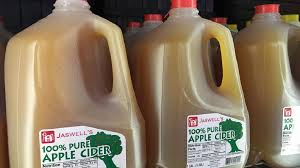 Un lichid cu un gust plăcut de sourish se folosește pur și simplu ca o substanță utilă și este, de asemenea, folosit ca ingredient în conservare sau condimente pentru alimente. ReÈ›ete Cu Cidru De Mere De La Paine La Feluri Principale