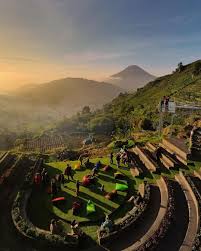 Jun 24, 2021 · soto girin, kuliner legendaris sragen sejak tahun 1953 langganan pejabat hingga sheila on 7 disajikan di mangkuk kecil, seporsi soto girin terdiri dari nasi, kecambah, daun seledri, irisan daging sapi yang lembut, bawang goreng, dan kuah khas Ngintip Wisata Spot Sunrise Batu Angkruk Dieng Wonosobo Asedino