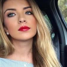 Clara Alfonso's Instagram, Twitter & Facebook