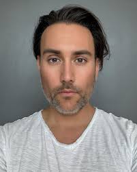 Roy Christopher (@theroychristopher) • Instagram photos and videos