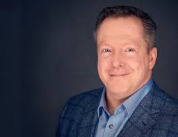 Interview with Morgan Thomas: "My writing process is highly iterative."