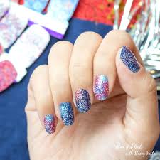 Fireworks Nail Art Design Is A Hit This 4th Of July Firework Nail Art Firework Nails Color Street Nails