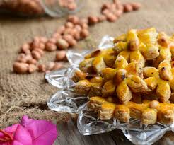 Maka, kami hadirkan resepi karipap sukatan cawan yang memudahkan anda menghasilkan karipap rangup dan garing lagi sedap. Resepi Kuih Buah Rotan Rangup Sukatan Cawan