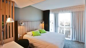Flachbildfernseher stehen in den zimmern zur. Hotel Campanile Rennes Centre Gare France Booking Com