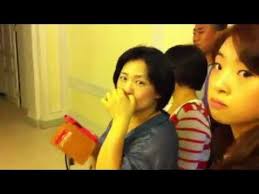 He has stated that they've had a tight bond since they were young. ï¾‰ ï¾Ÿï½°ï¾Ÿ ï¾‰ ï¾Ÿ Meet Shinee Jonghyun S Sister Kim Sodam Youtube