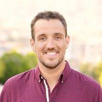 DrWiens: Drei Gründer bauen eine „Ladenkette“ für Zahnärzte auf