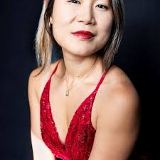 Amazing Airdrie Women 2025