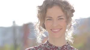 Linda Matern's Instagram, Twitter & Facebook