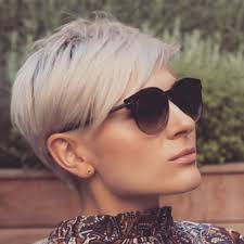Keep your pixie cut from looking flat and plain. 53 Schonste Pixie Frisuren Verlieben Sich Ineinander Frisuren Harstil Ineinander Short Hair Styles Pixie Pixie Hairstyles Hair Styles