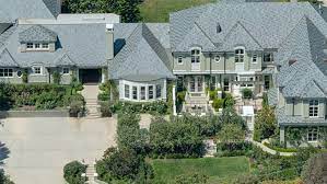 Sb projects is owned by scooter braun's ithaca holdings. Scooter Braun Buys Stacey Snider S Brentwood Compound Variety