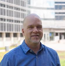 Pierre Ayotte, toxicologue