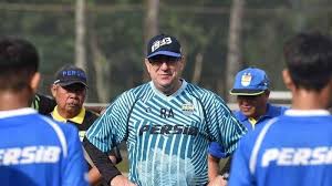 Arema fc vs persib bandung (pertandingan 2). Kabar Persib Vs Arema Fc Di Piala Walikota Solo 2021 Ini Kata Robert Alberts Tribunnews Com Mobile