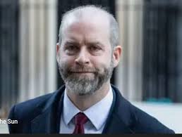 Is it any surprise that Jonathan Reynolds the former Business Secretary, a  man with no experience of actually running a business. It just so happens  this week, he's promoting businesses within his