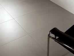 Ich würde die fliesen sooo gerne mal komplett gereinigt haben. Moderne Fliesen Fur Den Flur Schoner Wohnen