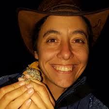 Laura Kleist's Instagram, Twitter & Facebook